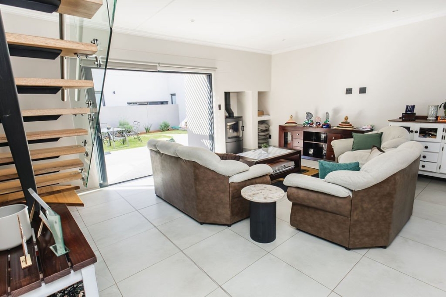 4 Bedroom Property for Sale in Woodland Hills Bergendal Free State